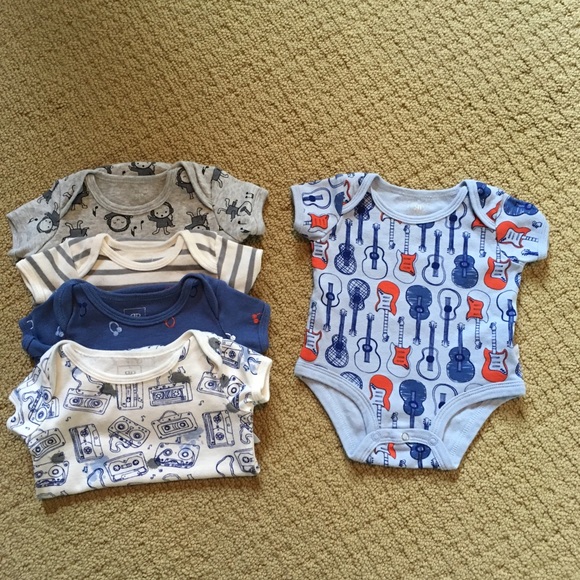 Rosie Pope onesie bundle - music theme - Picture 3 of 3